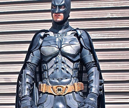 The-Dark-Knight-Batman-Suit